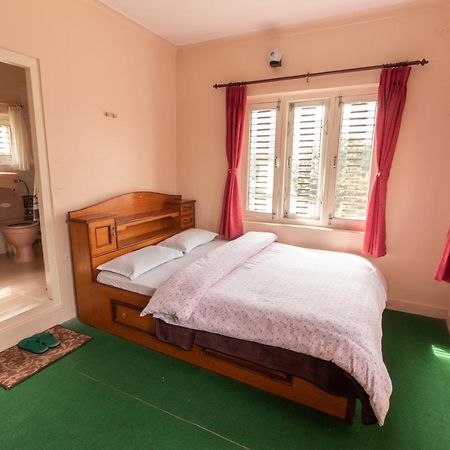 New Tourist Guest House Pokhara Exterior foto