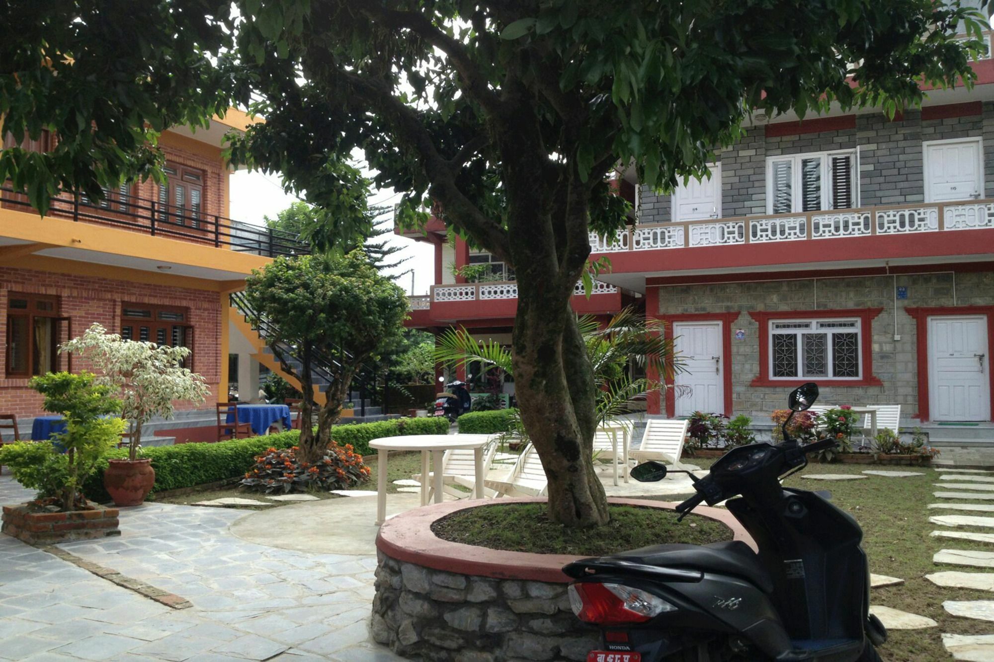 New Tourist Guest House Pokhara Exterior foto