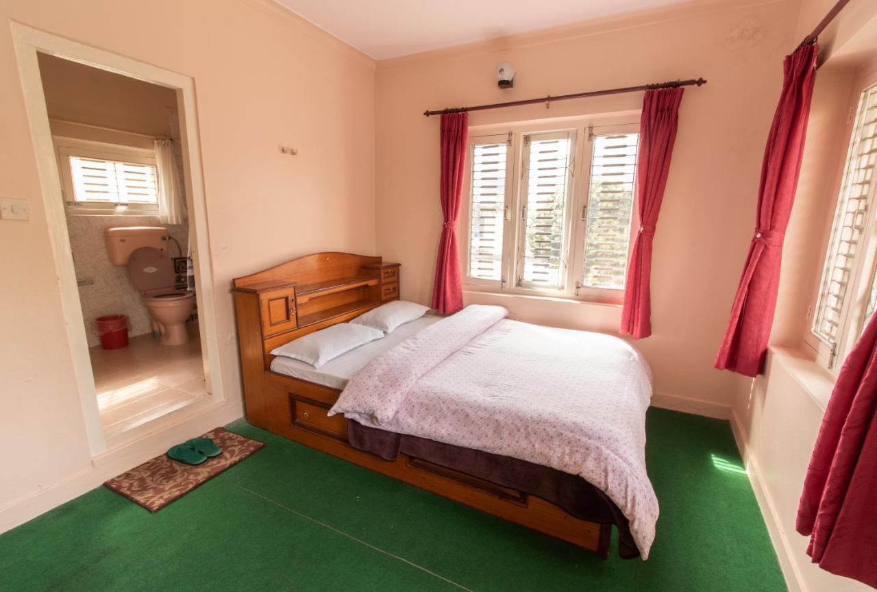 New Tourist Guest House Pokhara Exterior foto